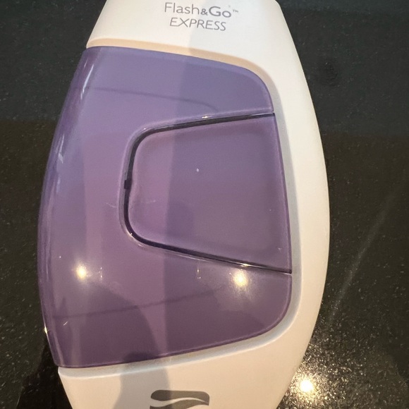 Silk’n Flash & Go Express. THIS ITEM was Used ONCE - Picture 1 of 5